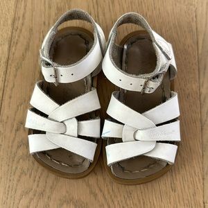 Saltwater sandals for infant/toddler